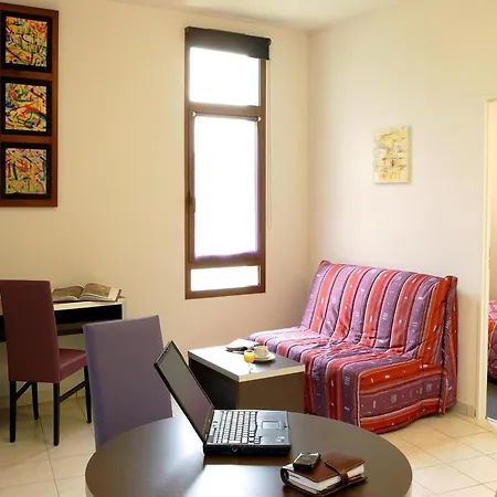 Res La Barbacane, Carcassonne, For 4 Pers Daire *